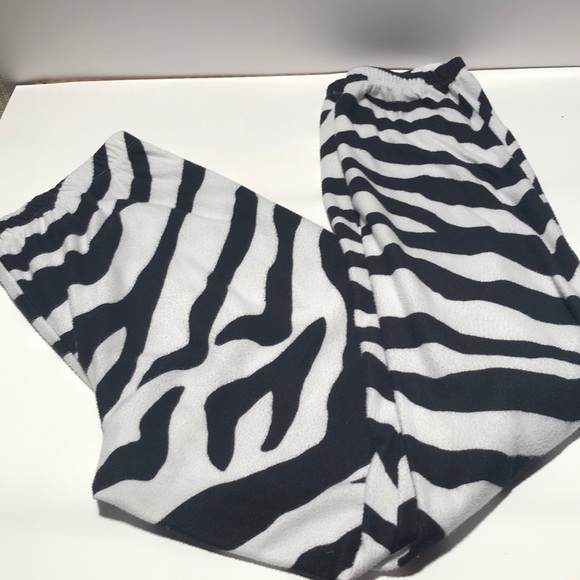 Justice PJ 3 x pants, sz 16-18 - Picture 8 of 8